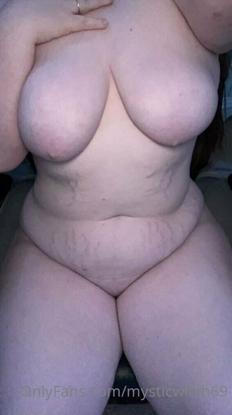 mysticwitch69 model hot photos