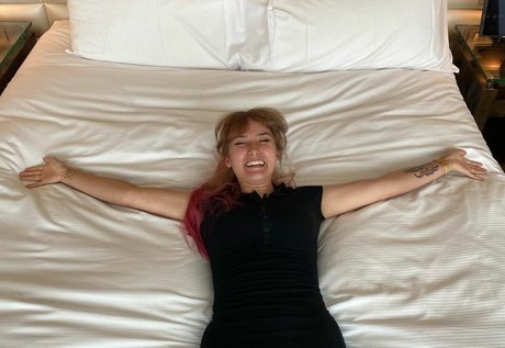 JenTCC nude actress images