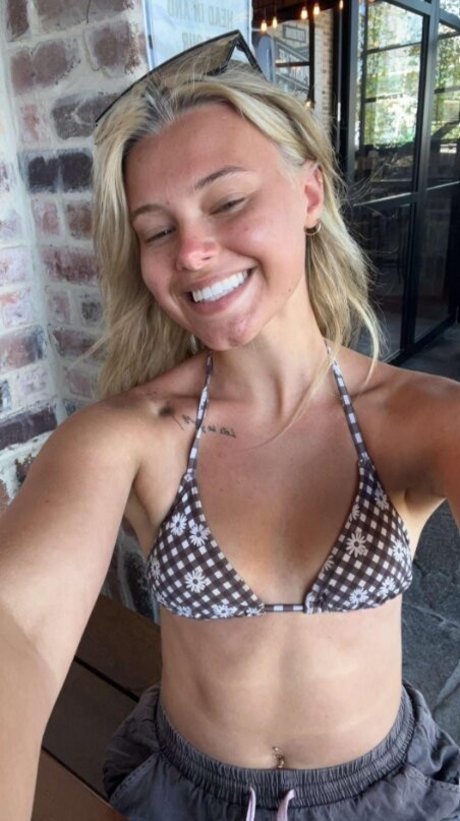 Rory Eliza sexy pornstar pics