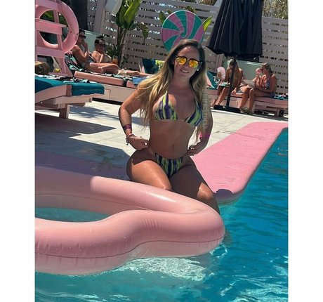 Sophie Defoe Profile pic