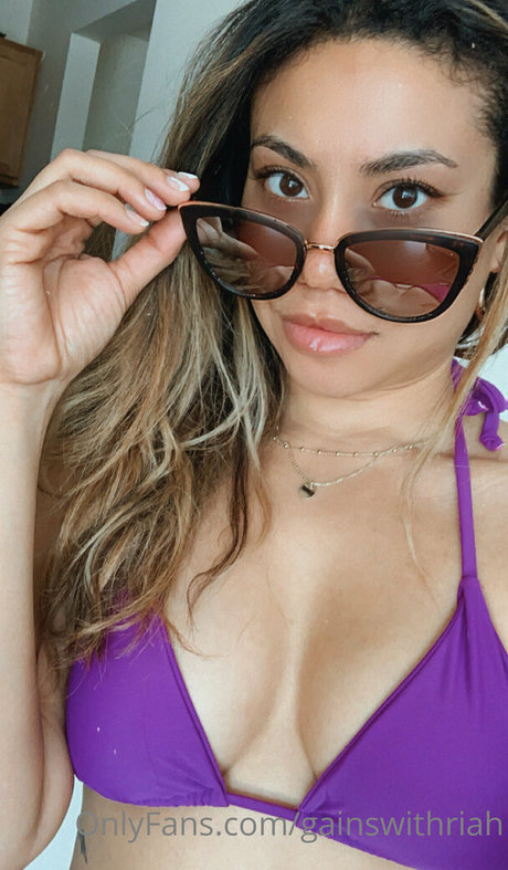 gainswithriah pornstar sexy picture
