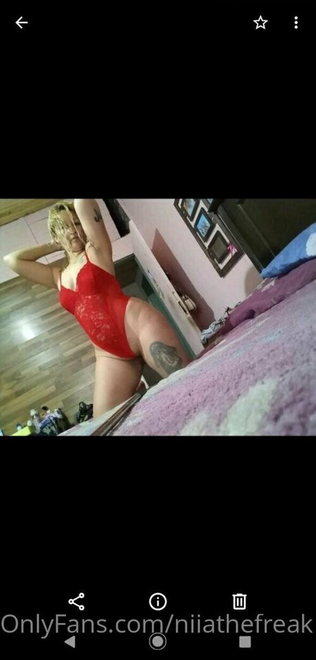 niiathefreak model sex photo