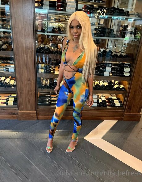 niiathefreak star beautiful pictures