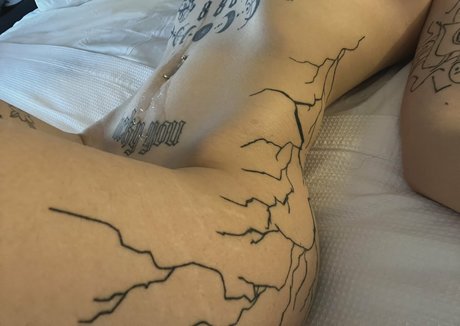 bondagebunn1e perfect pornstar pictures