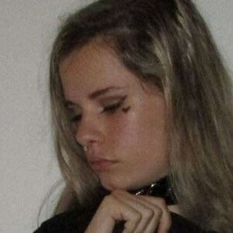 sunflowernympho model sexy images