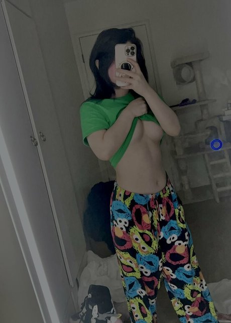 nweeki best actress image