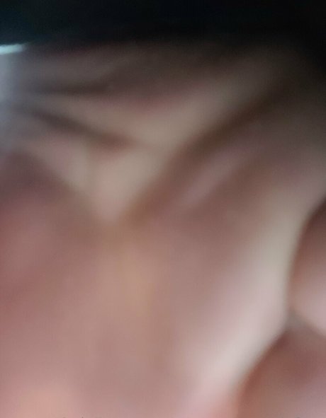 monstrouscutiefree nudes star gallery