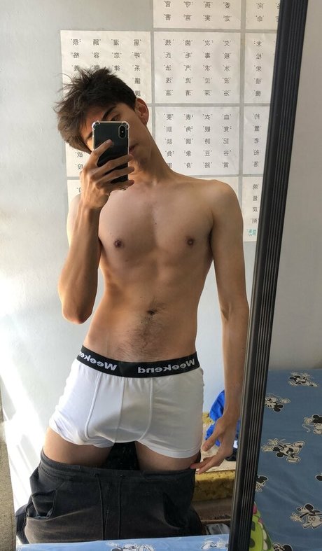 brunosaints_ star top photos