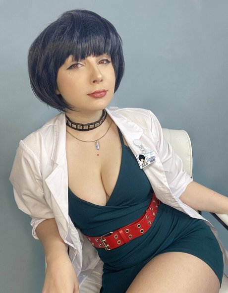 Sarah Fong pretty actress archive