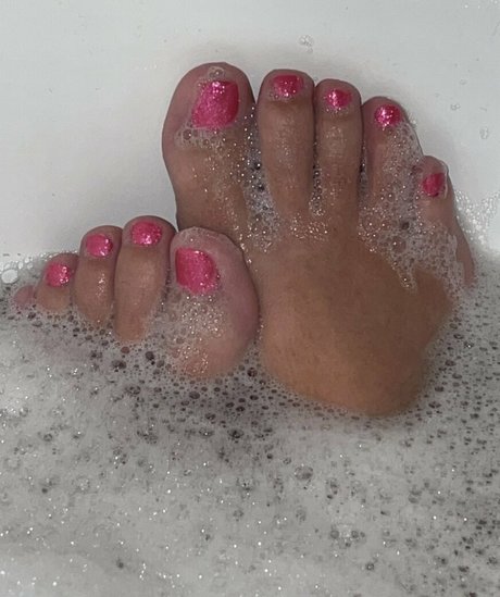 chele26 model nudes image