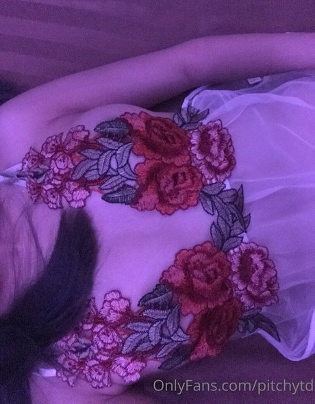 Pitchytd sexy actress galleries