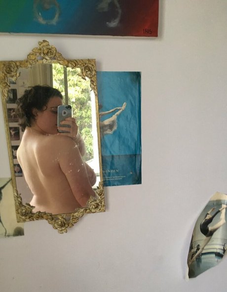 Alida Roos sex actress photo