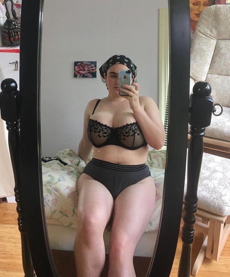 Alida Roos star porn photos