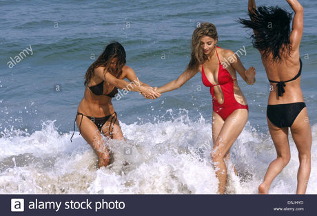 Angela Sarafyan star pretty pic