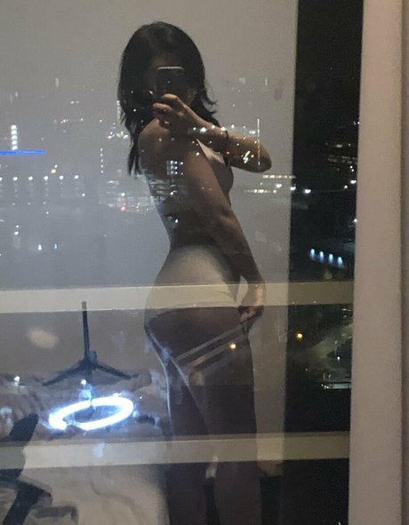 shaigs model high quality pic