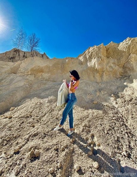 Nikki Danger Profile pic