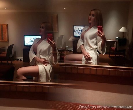 valentinats4m pretty actress pictures