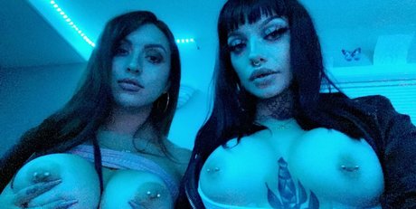 Urfavcoffeegurl model perfect pics