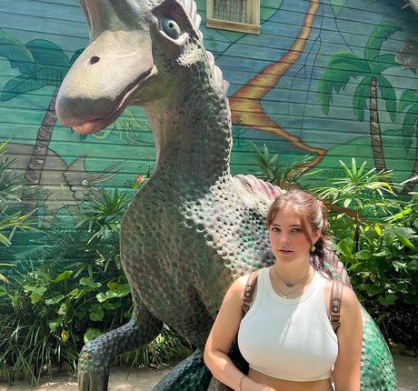 Sarah Lynne Marie pretty star archive