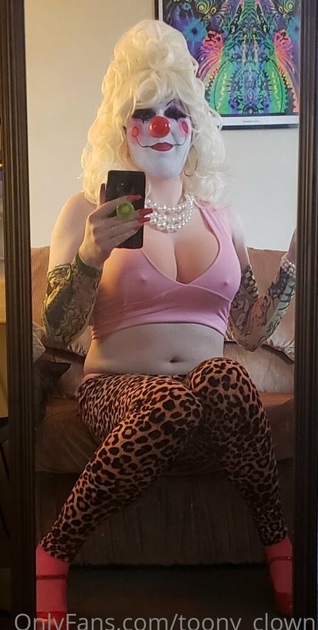 toony clown best model pictures