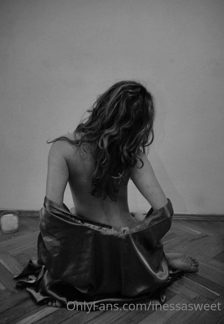inessasweet model xxx photos