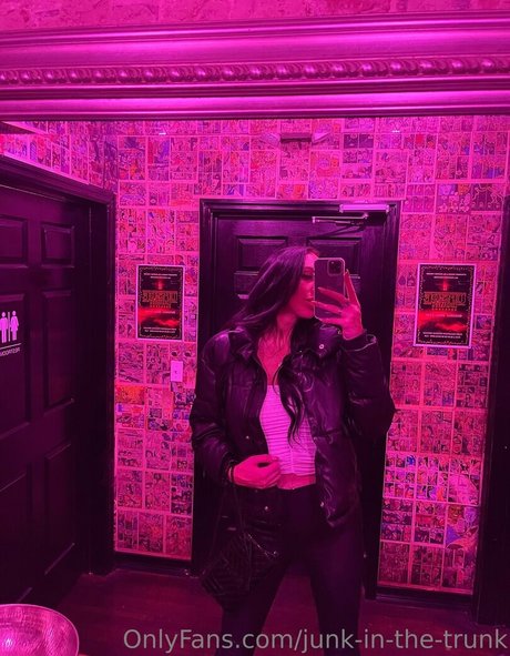 junk in the trunk pornstar sexy archive