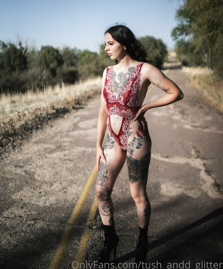 tush andd glitter model adult archive