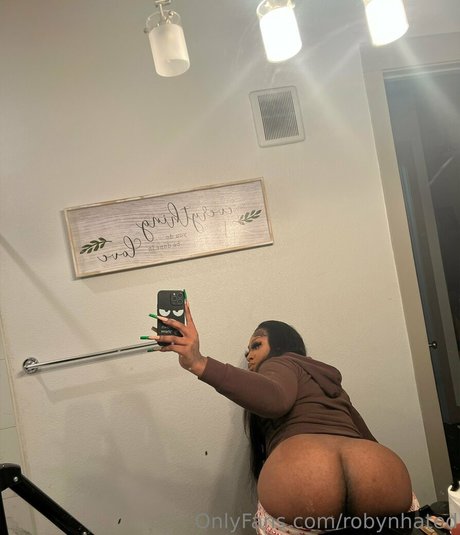 robynhated nice model galleries