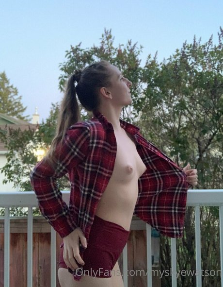 myskyewatson star nudes picture