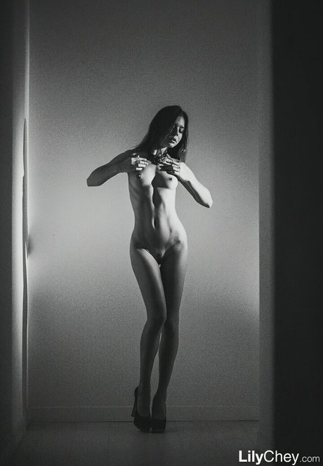 Guerlain xxx model pics