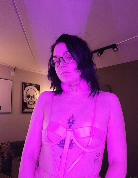 embunnyof star porn galleries