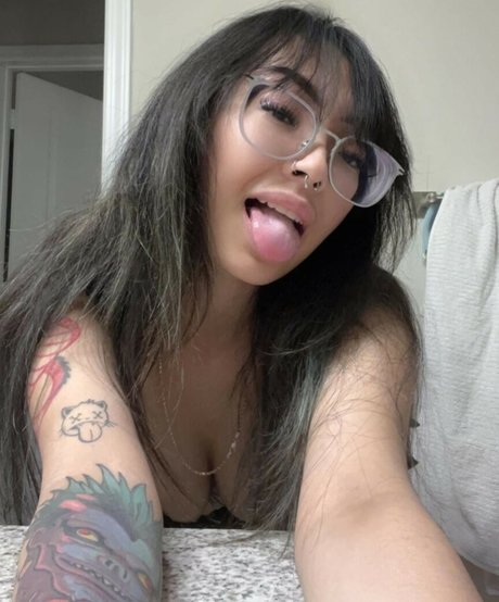 Jackie Izawa top model pic