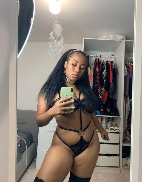 Lady Dadoune pornstar xxx pics