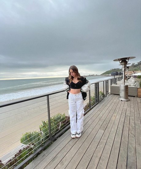 Lexy Kolker model nude archive