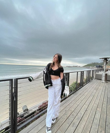 Lexy Kolker beautiful star galleries