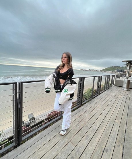 Lexy Kolker art model archive