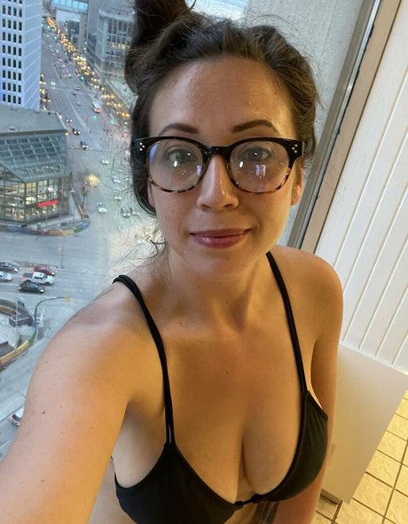 Justanothergirl89 pornstar perfect photo