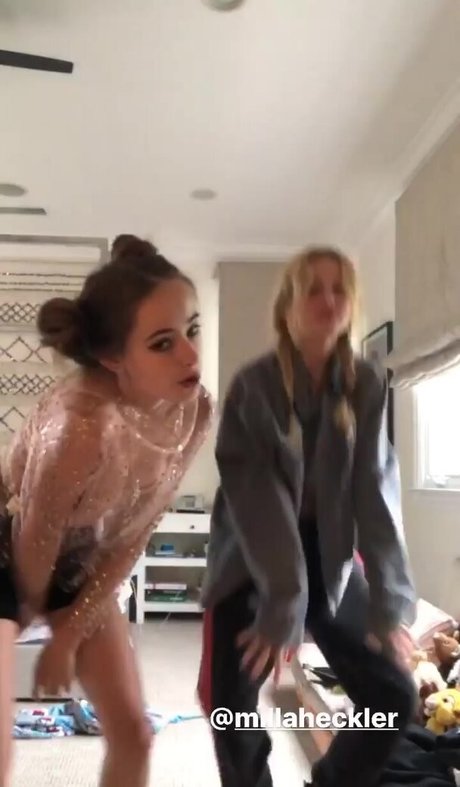 Ava Cooper xxx model pics