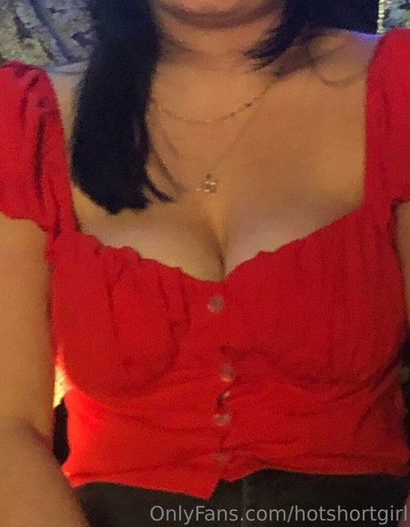 hotshortgirl model high quality pictures