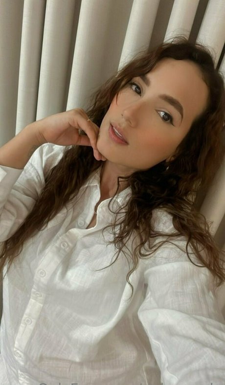 dulceprada pretty model pic