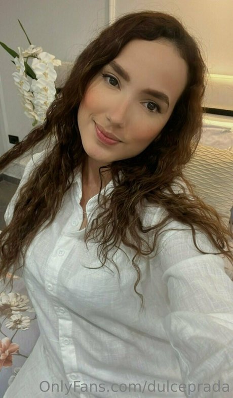 dulceprada naked star pic