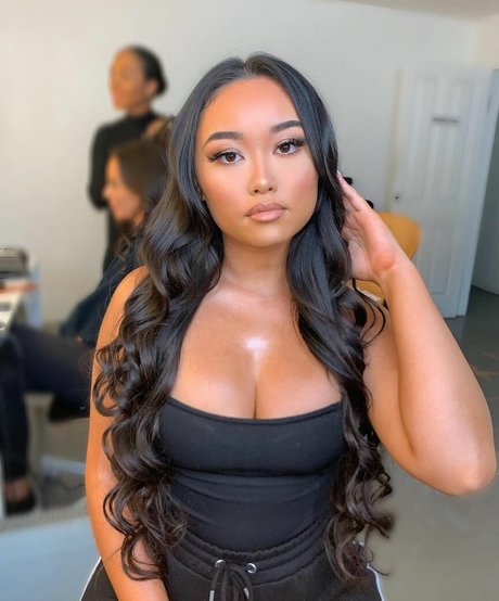 annouveauriche star porn pictures