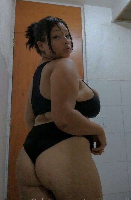 ana tadashi mkd art actress img