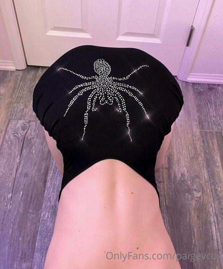 lovingpet art actress pictures