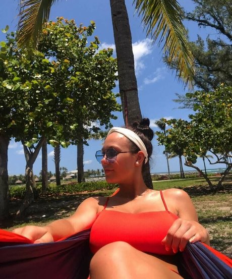 Marlee Fridley nice actress pics