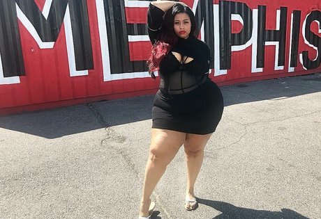 Jasmine Gunn pretty pornstar picture