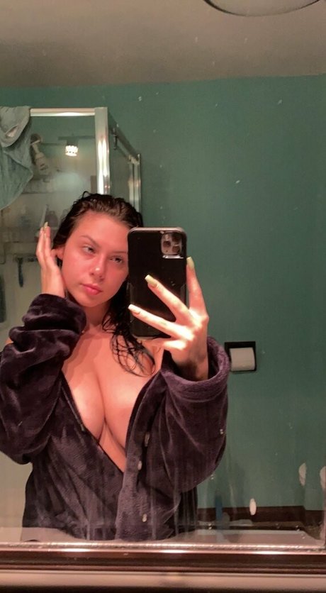 innub nice actress pic