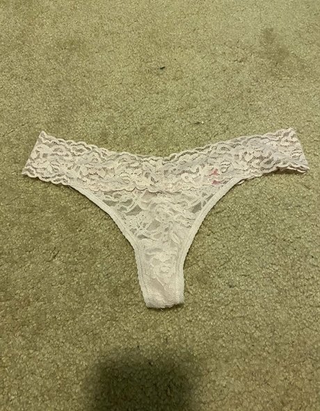 faithyangel erotic model photo