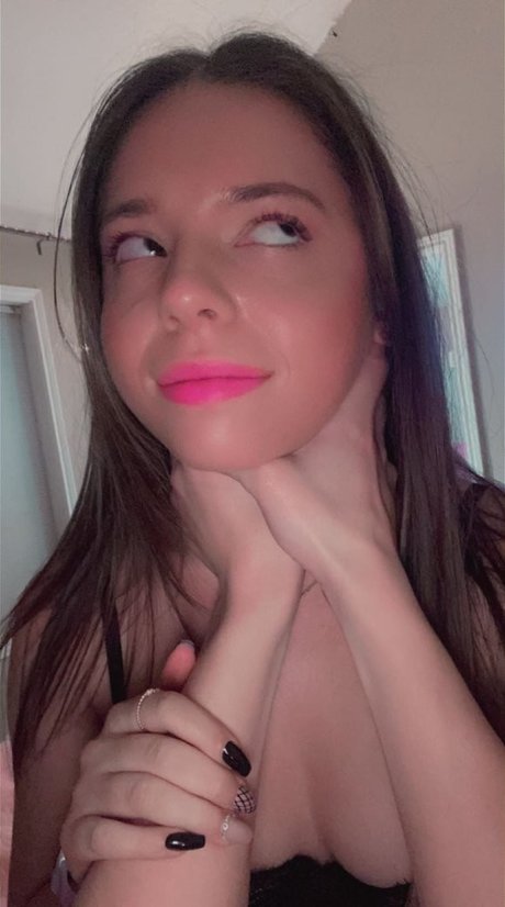 Flyervee sex star img