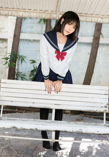 pole light hot star img